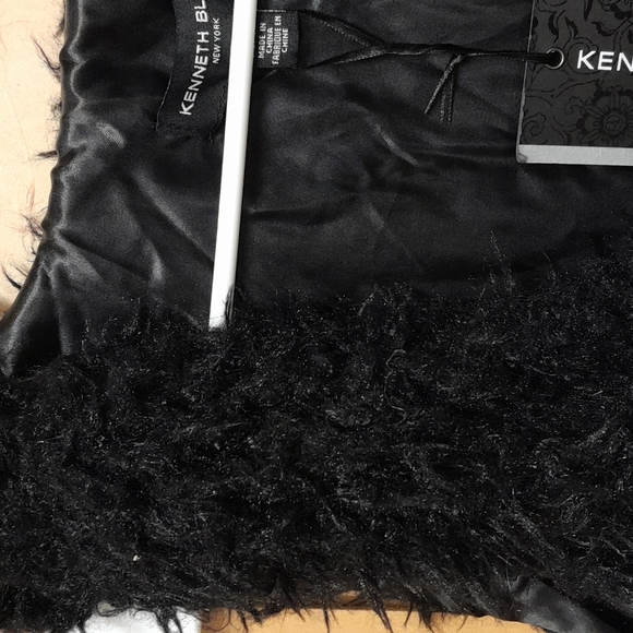 Kenneth Blake New York black fluffy vest size M - Picture 2 of 7